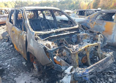 2018 Subaru Forester 2.5I из США, поврежденный, VIN JF2SJABC8JH438532